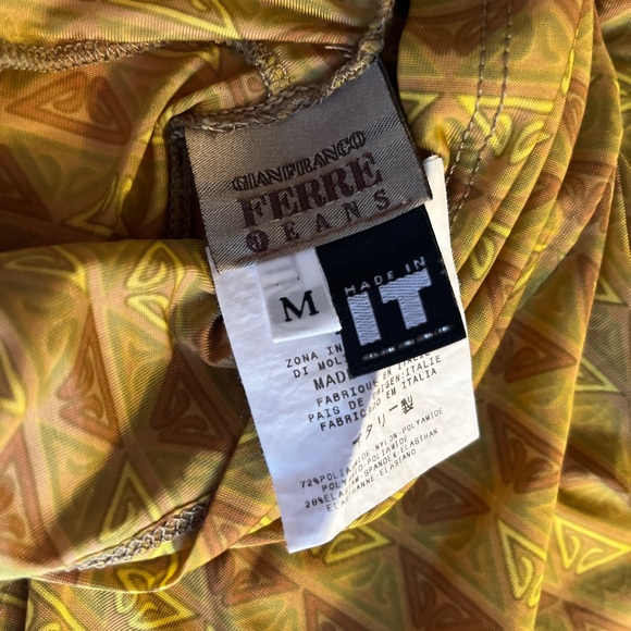 Gianfranco Ferre silk turtleneck - Picture 4 of 4